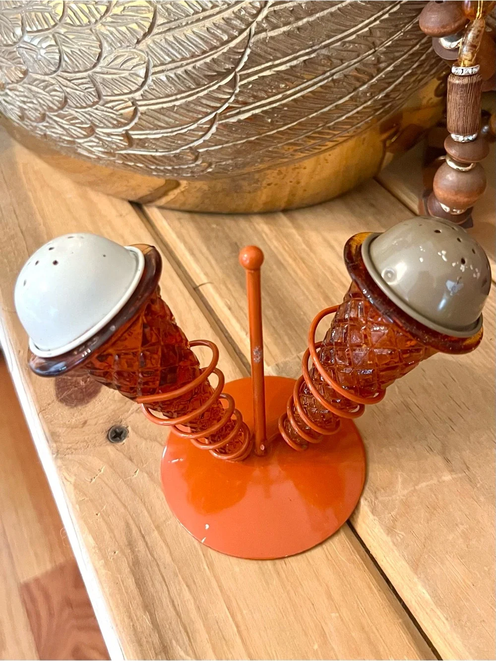 Vintage 1940s 50s Amber Glass ICE CREAM CONE Parlor Salt & Pepper Shakers Set